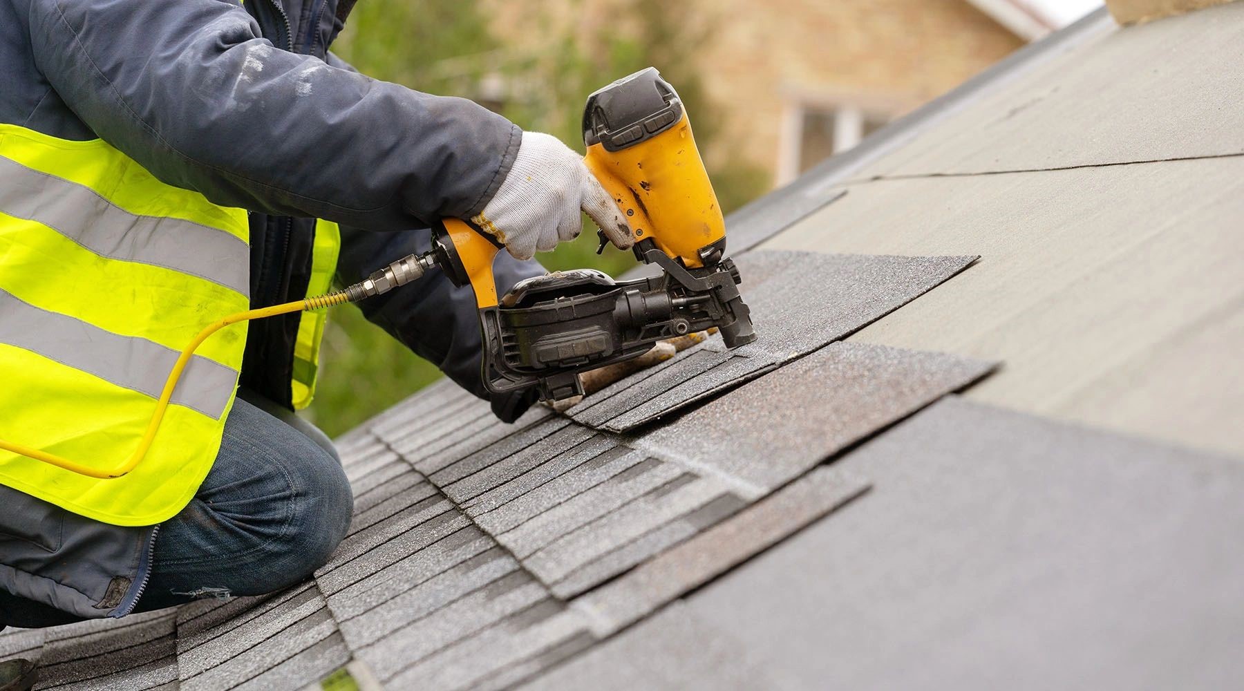 What is the Difference Between Hiring a Professional Roofing Contractor and Doing it Yourself?